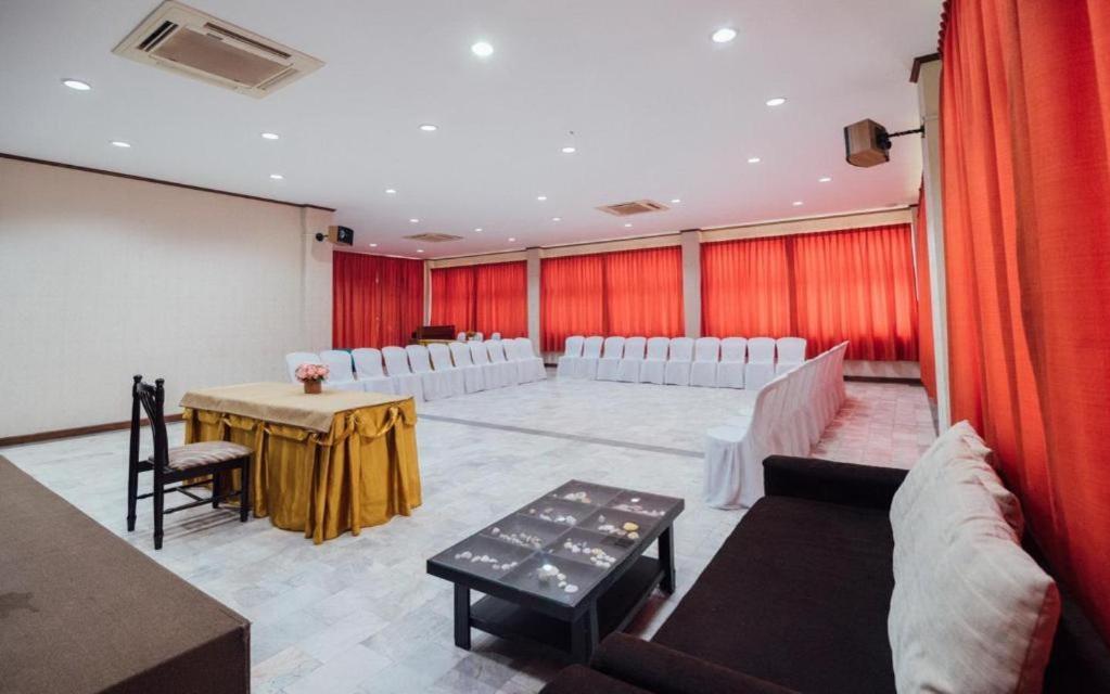 The Pine Resort Pathum Thani Dış mekan fotoğraf