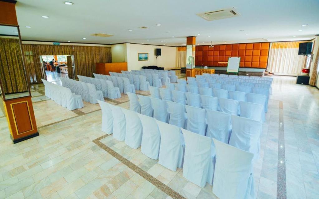 The Pine Resort Pathum Thani Dış mekan fotoğraf