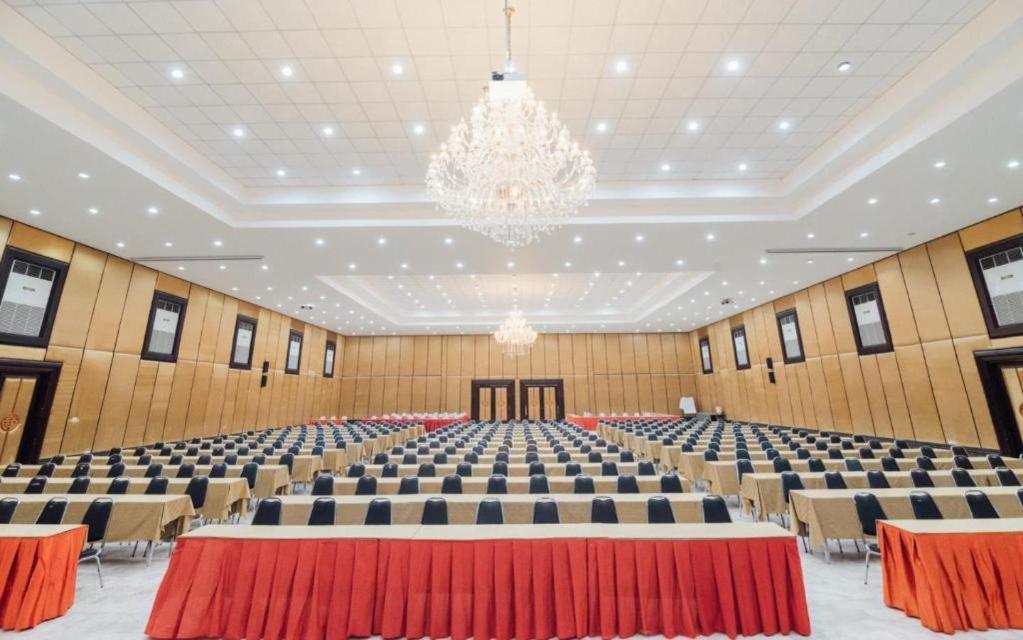 The Pine Resort Pathum Thani Dış mekan fotoğraf
