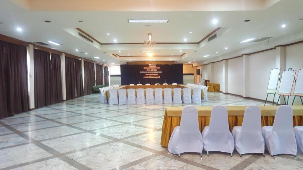 The Pine Resort Pathum Thani Dış mekan fotoğraf